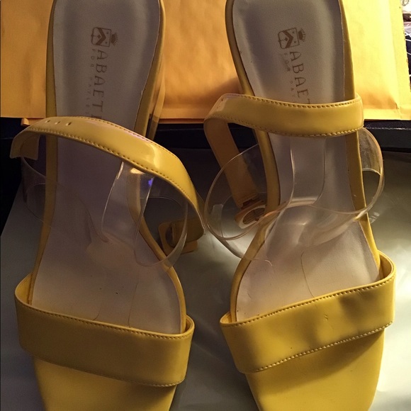 ABAETE T -Strap Wedge Heel shoes sz 8 - Picture 6 of 11